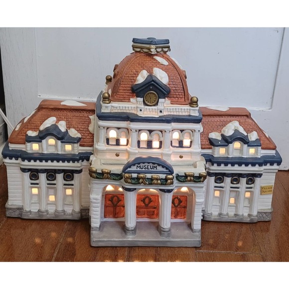 Village Square Other - EUC VTG Village Square Lighted Museum  with Box Limited Edition 1996